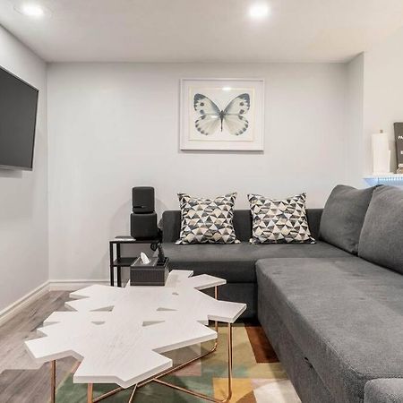 Cozy Nest Basement Unit Daire Hamilton Dış mekan fotoğraf
